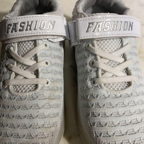 LED Light-Up Roller Skates‎ Kids Sneakers With USB Charging  White Size 35 - Picture 14 of 14